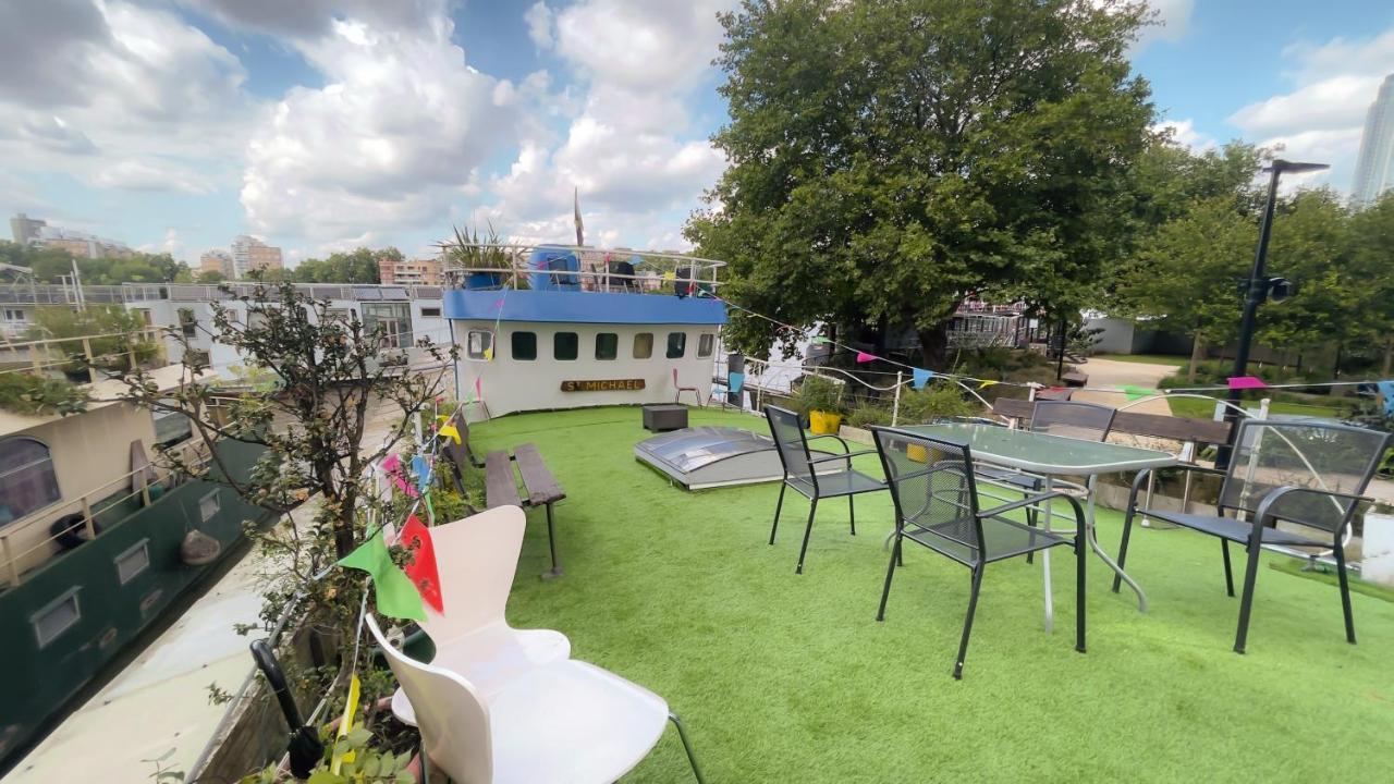 One Of A Kind - Converted Ship In The Heart Of London Hotel Екстериор снимка